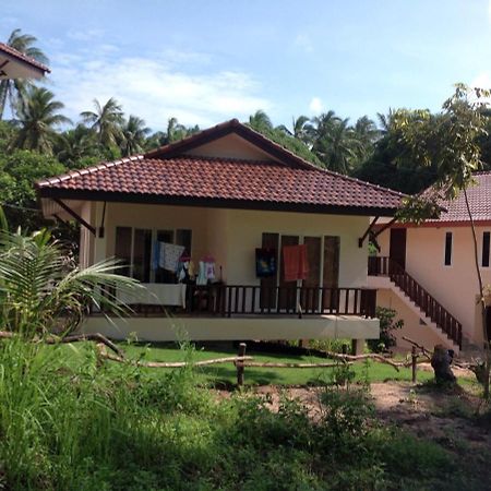 Ferienwohnung Ban Sabai Woktum Thong Sala Exterior foto